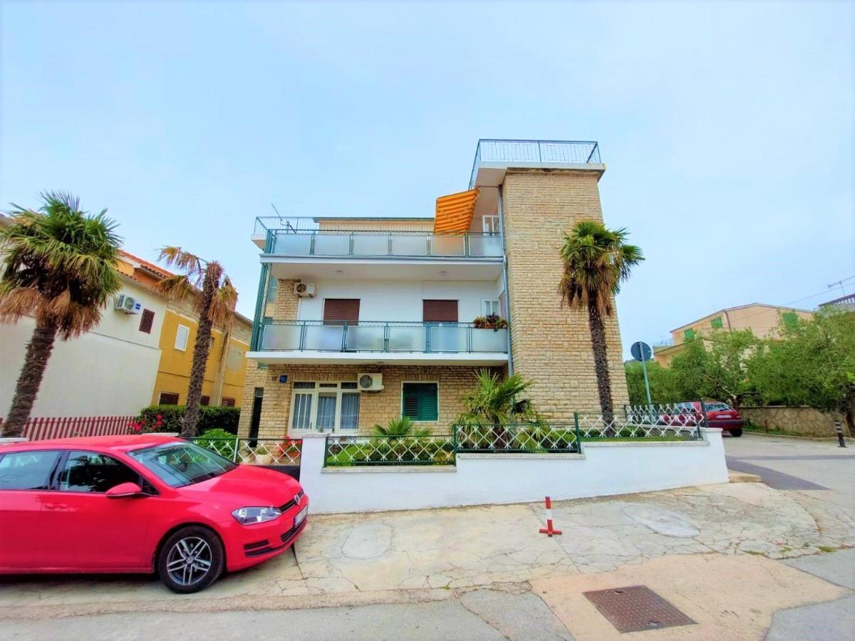 Apartment Big Lasan 보디체 외부 사진